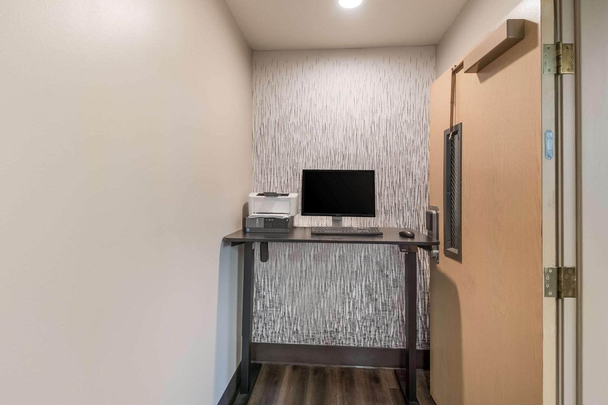 Surestay Plus Hotel By Best Western Seatac Airport Εξωτερικό φωτογραφία